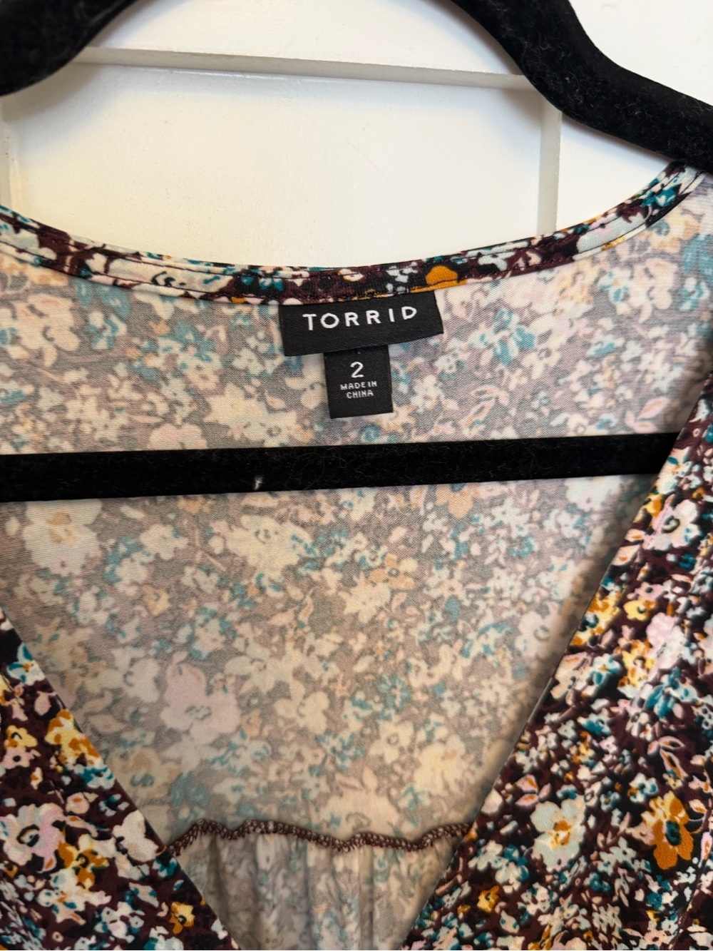 Torrid Mini Studio Knit Surplice Tiered Dress Size 2 2X Multicolor Floral Print - Picture 9 of 12